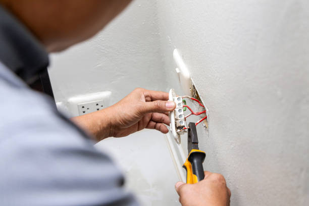 Best Commercial Electrician Services  in Warsaw, IL